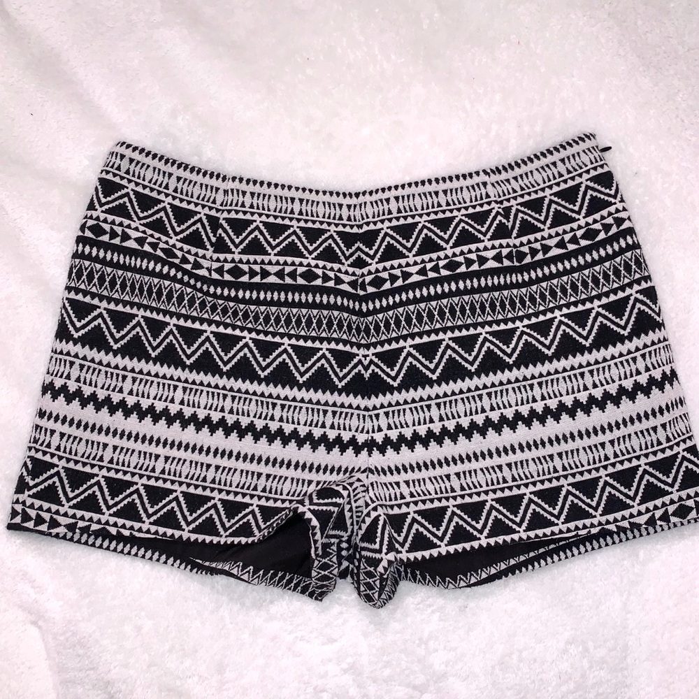 Black & White Dress Shorts - Picture 3 of 5